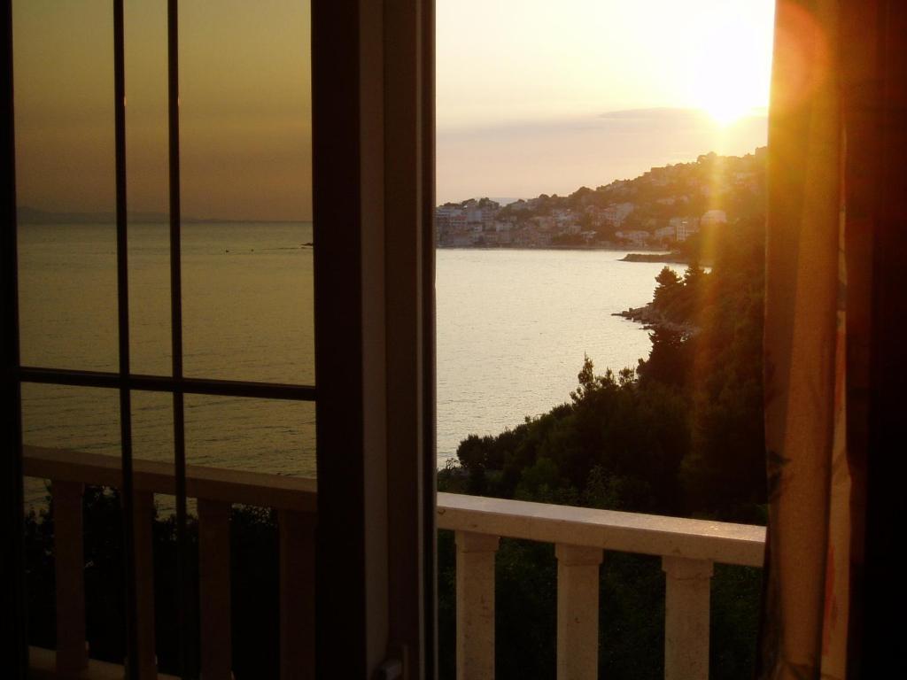 Apartments Vile Holiday Živogošće Oda fotoğraf